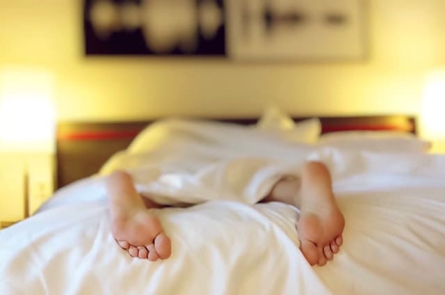 Sleeping on your front : Tips to get a better night's sleep